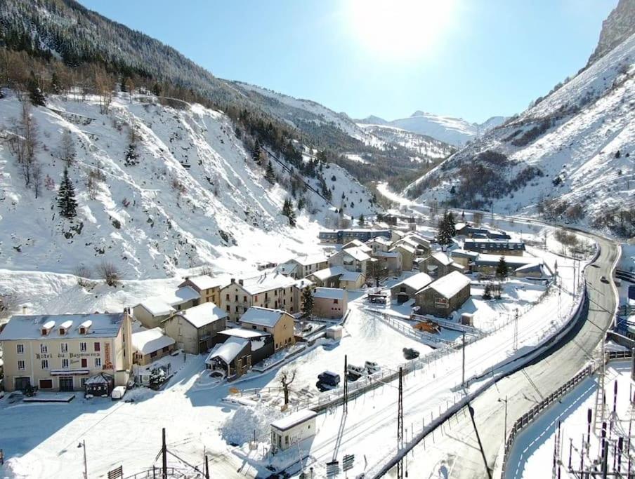 Chalet 6B Dans Les Pyrenees Proche D'Andorre LʼHospitalet-près-lʼAndorre Esterno foto