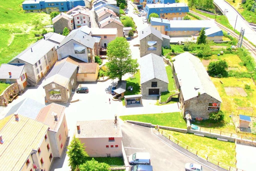 Chalet 6B Dans Les Pyrenees Proche D'Andorre LʼHospitalet-près-lʼAndorre Esterno foto