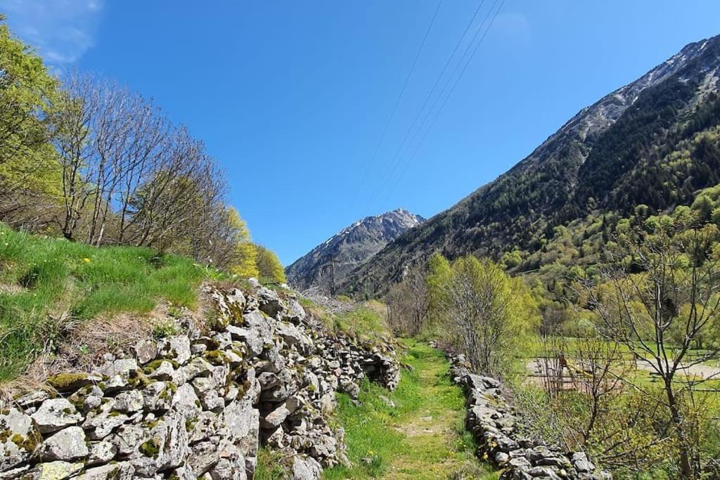 Chalet 6B Dans Les Pyrenees Proche D'Andorre LʼHospitalet-près-lʼAndorre Esterno foto
