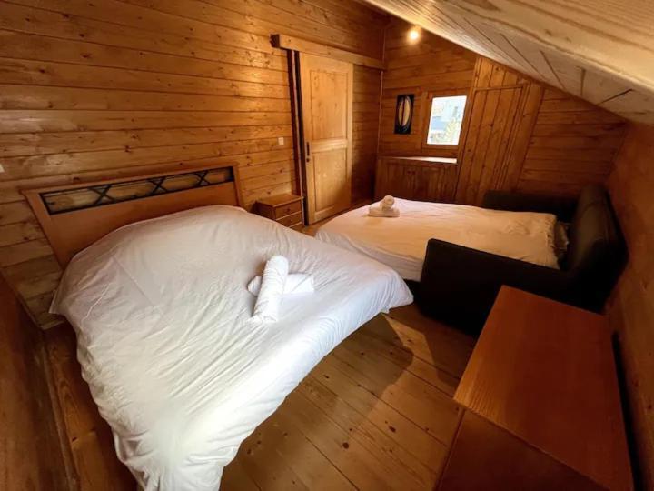 Chalet 6B Dans Les Pyrenees Proche D'Andorre LʼHospitalet-près-lʼAndorre Esterno foto