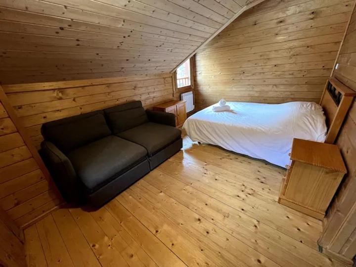 Chalet 6B Dans Les Pyrenees Proche D'Andorre LʼHospitalet-près-lʼAndorre Esterno foto